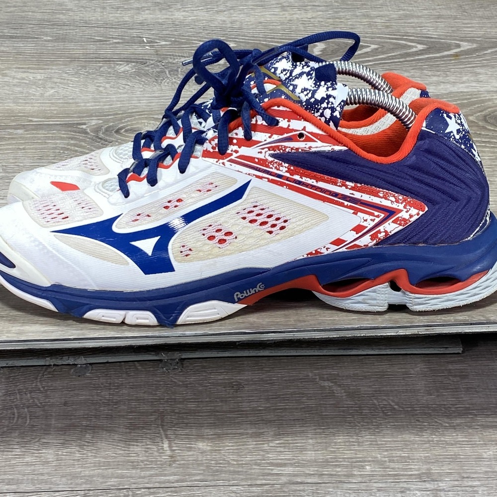 Mizuno Wave Lightning Z5 Volleyball‎ Shoes Womens Size 10.5 USA V1GC190013